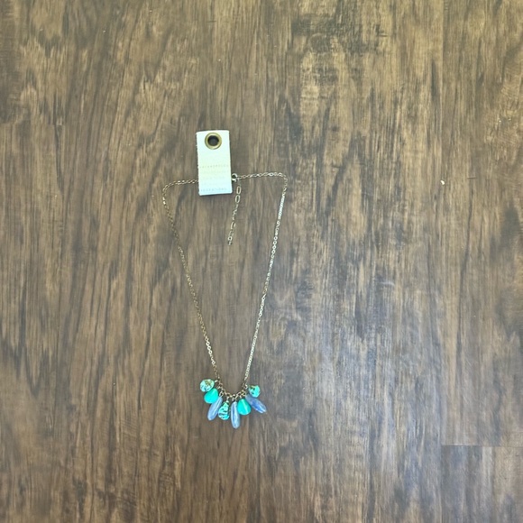 Anthropologi beautiful necklace - Picture 3 of 7